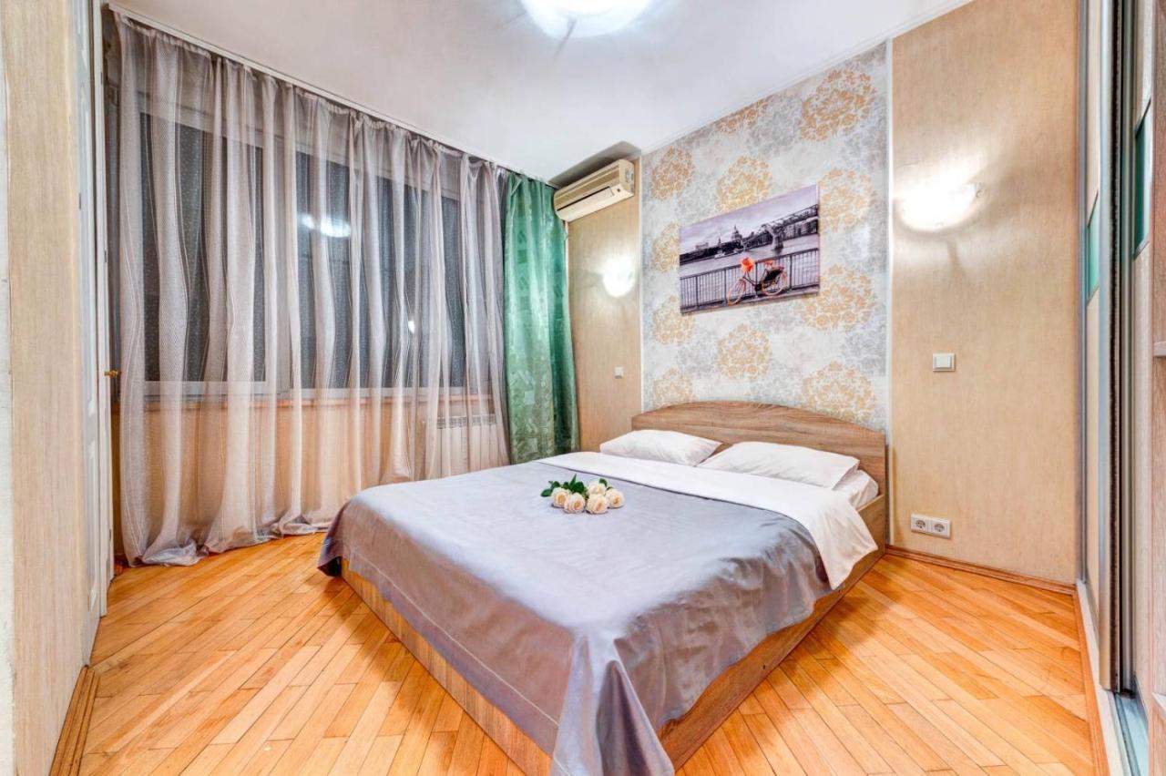 Apartments Of Bogdan Khmelnitsky Kiew Exterior foto